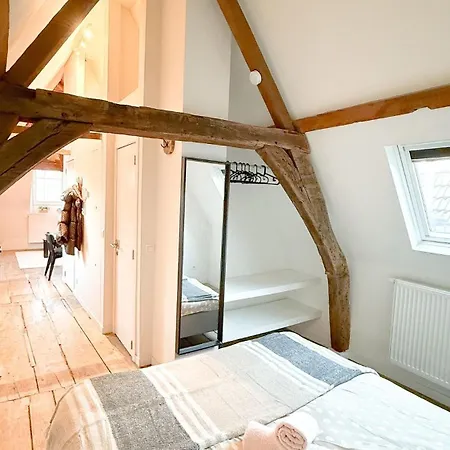 Cosy Authentiek Penthouse Lejlighed *